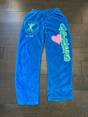 'APRES' Fleece Lounge Pants with Pink Heart